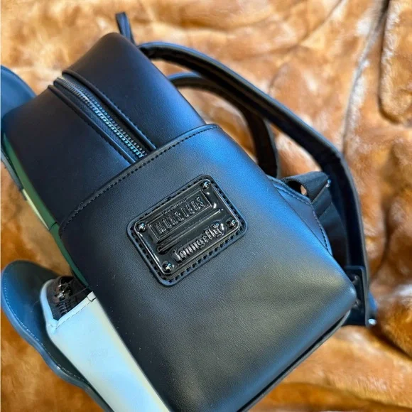 Frankenstein and Bride Mini Backpack/ Universal Monsters Loungefly - Picture 2 of 6